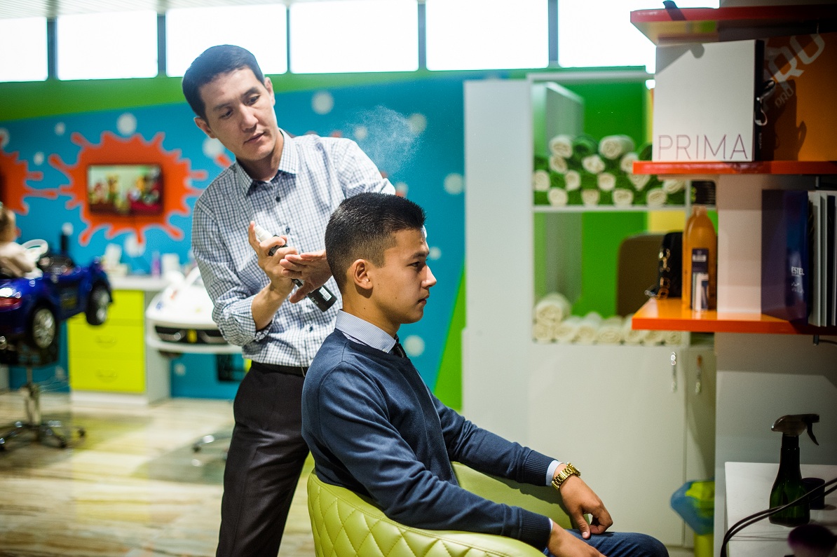 КАК ВСЕ УСТРОЕНО В ДЕТСКОЙ СТУДИИ КРАСОТЫ «АЙKIDS»