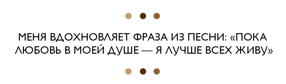 Айгуль Умбеталина и Аида Калеева / салон итальянской обуви и аксессуаров «Шпилька»