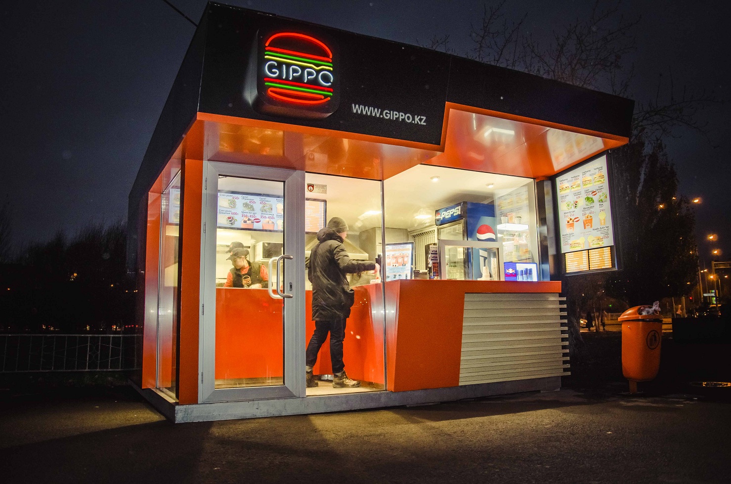 НЕТИПИЧНЫЙ FAST FOOD В АСТАНЕ: 5 МЕСТ, ГДЕ МОЖНО ПОЕСТЬ НЕ ТОЛЬКО БЫСТРО, НЕДОРОГО, НО И ПОЛЕЗНО