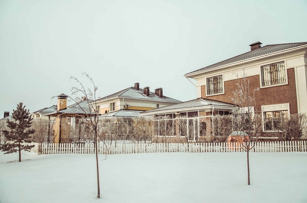 BI VILLAGE, FAMILY VILLAGE И ПОСЕЛОК ТЕЛЬМАН: АСТАНЧАНЕ, КОТОРЫЕ ВЫБРАЛИ ЖИЗНЬ ВДАЛИ ОТ ЦЕНТРА