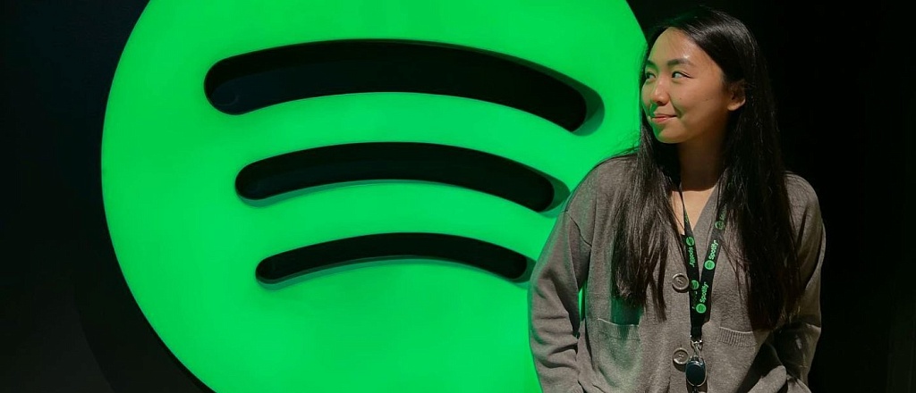 men-spotify-da-zh-mys-steym-n-dana-batyrhan-niderlandyda-y-m-r-zh-ne-haly-araly-kompaniyada-y-mansaby-turaly