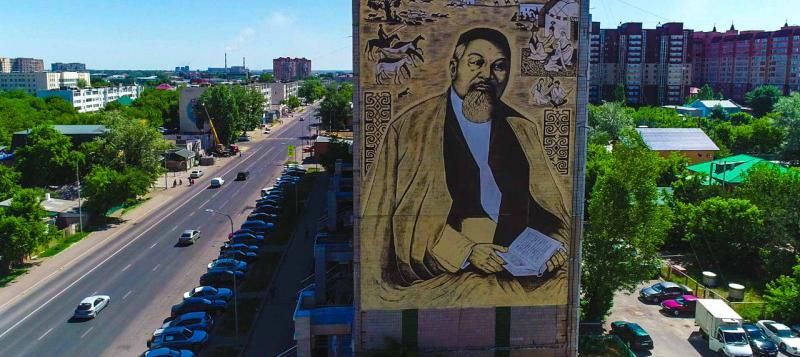 mural-s-izobrazheniem-abaya-poyavilsya-v-nur-sultane