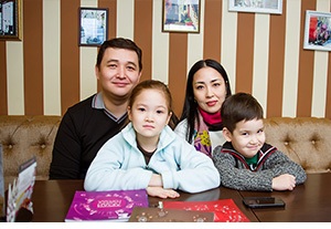 saken-i-sazhida-kalkamanovy