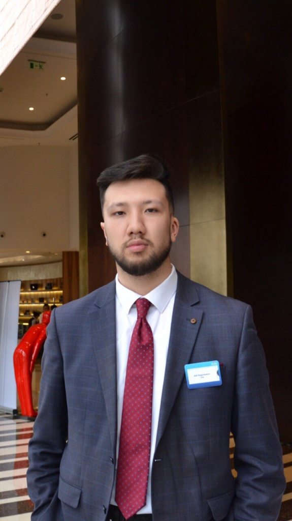 adil(4).jpg adil(4).jpg