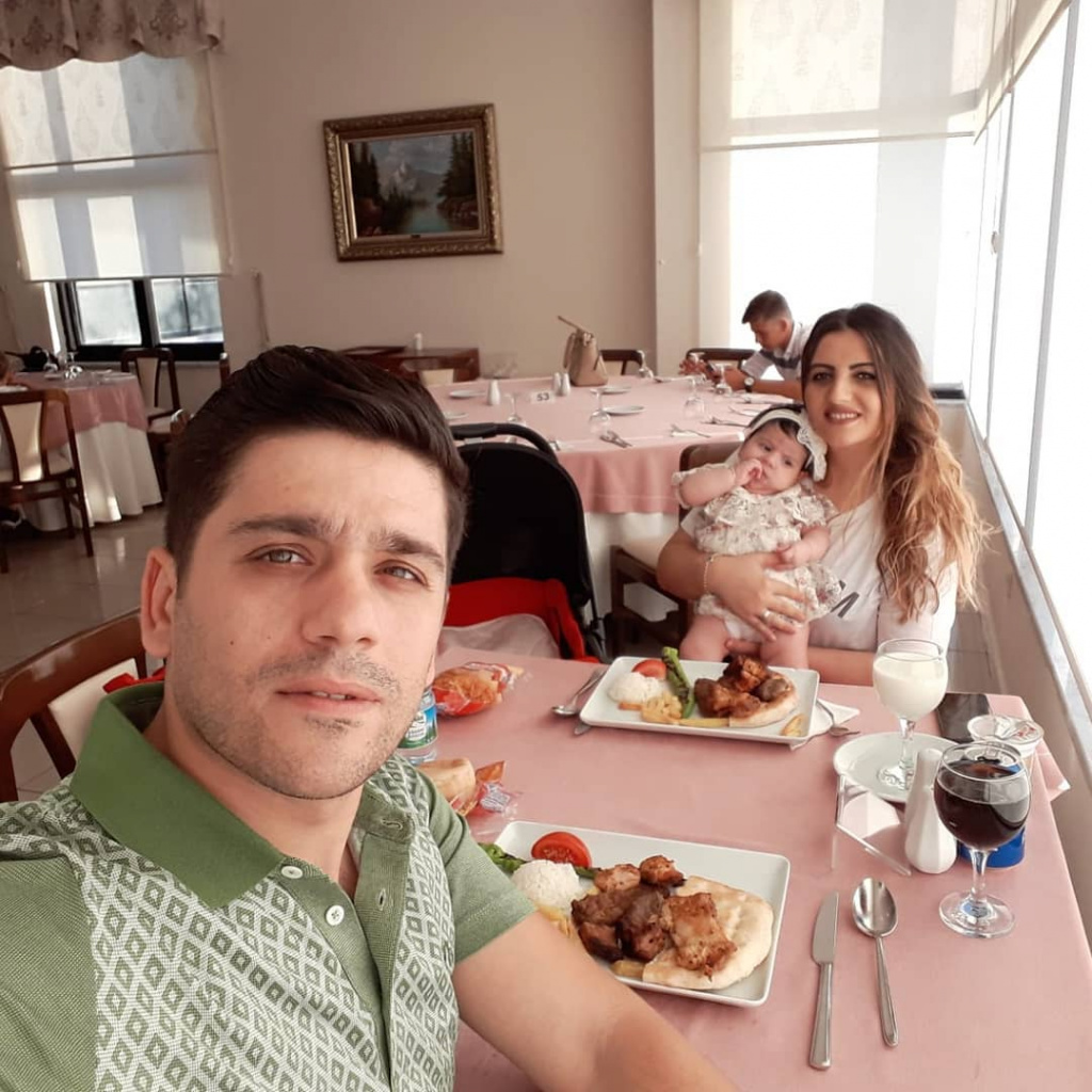 Ozlem2.jpg Ozlem2.jpg