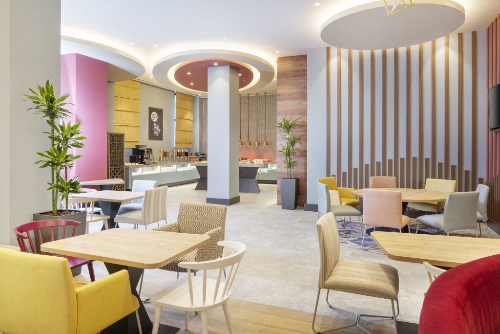 Работа в Hilton