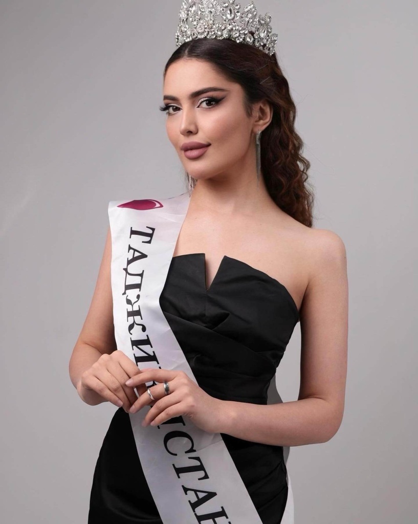 sabrina_zukhurova визажист и блогер в Душанбе