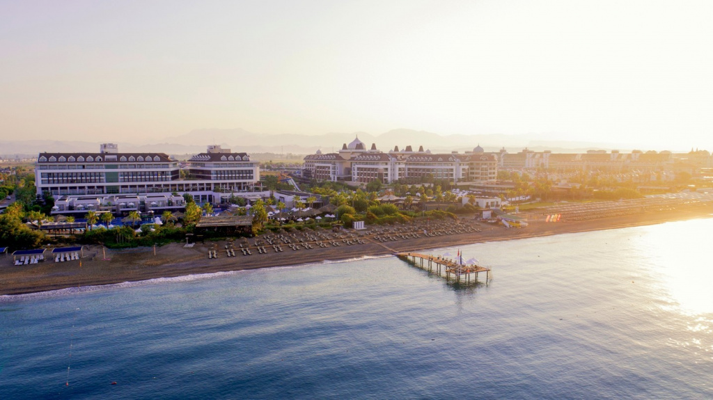 Sherwood Blue Belek.jpg Sherwood Blue Belek.jpg