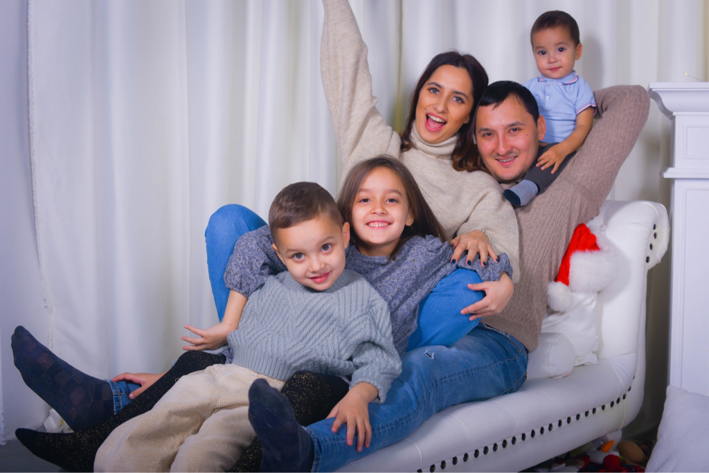 family(1).jpeg family(1).jpeg