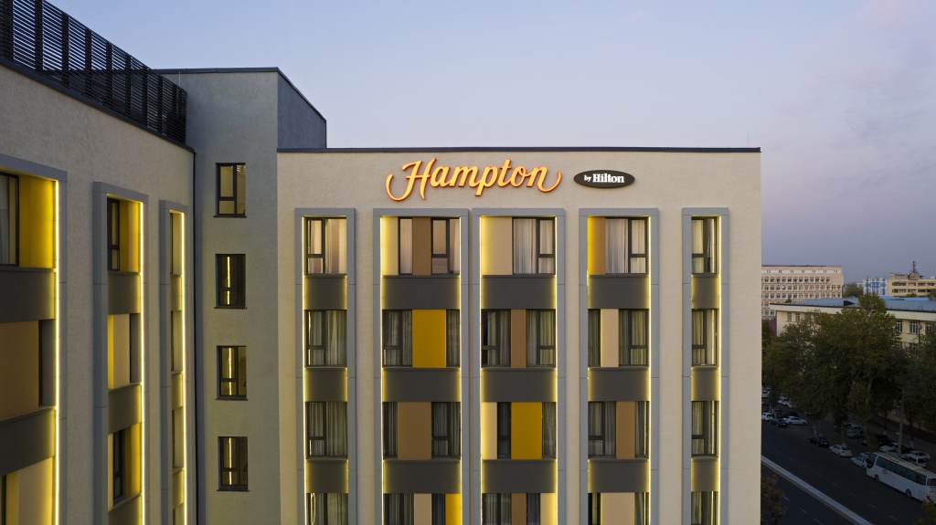 Работа в Hilton