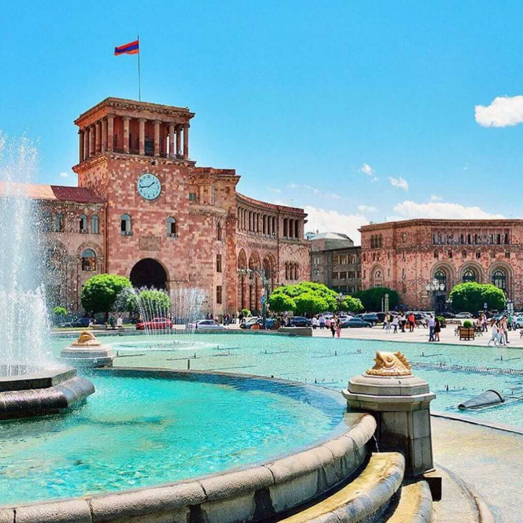 Yerevan(2).jpeg Yerevan(2).jpeg