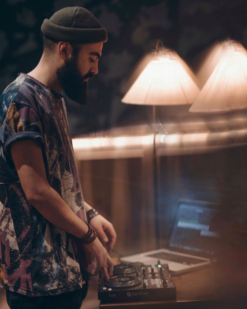 dj jova by @r.yakhshibaev.jpg dj jova by @r.yakhshibaev.jpg
