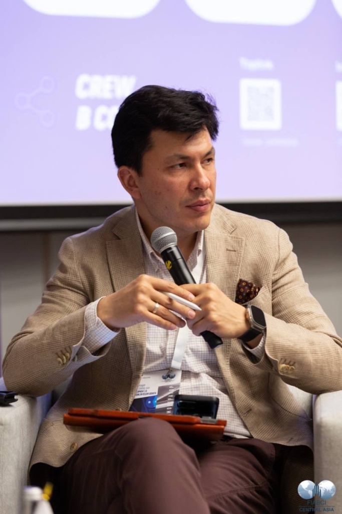 Хикмат Абдурахманов Хикмат Абдурахманов