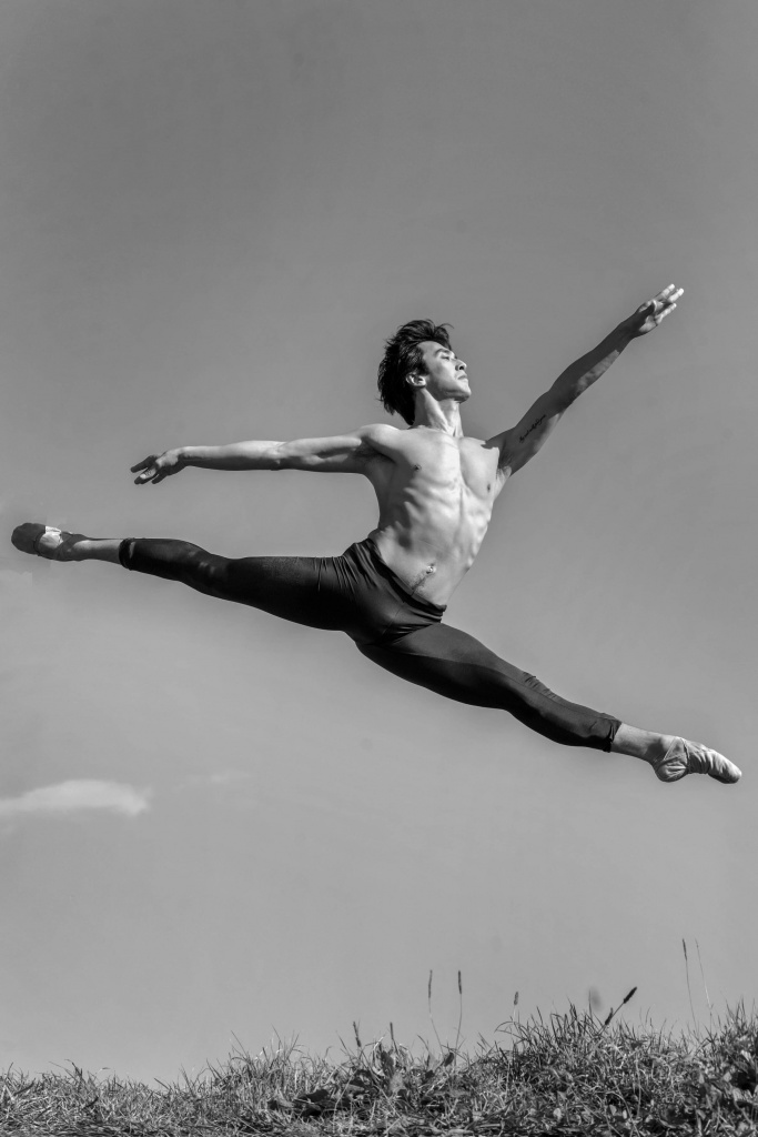 photo by Peter Mellekas .JPG