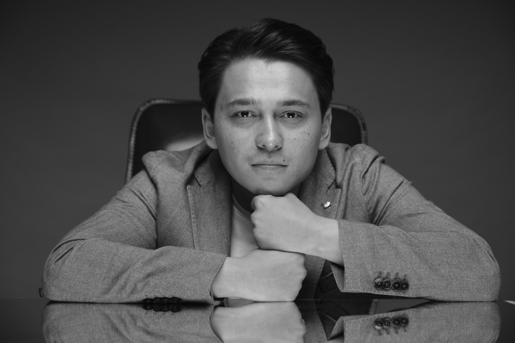 Kamron shaxmati0004.jpg Kamron shaxmati0004.jpg