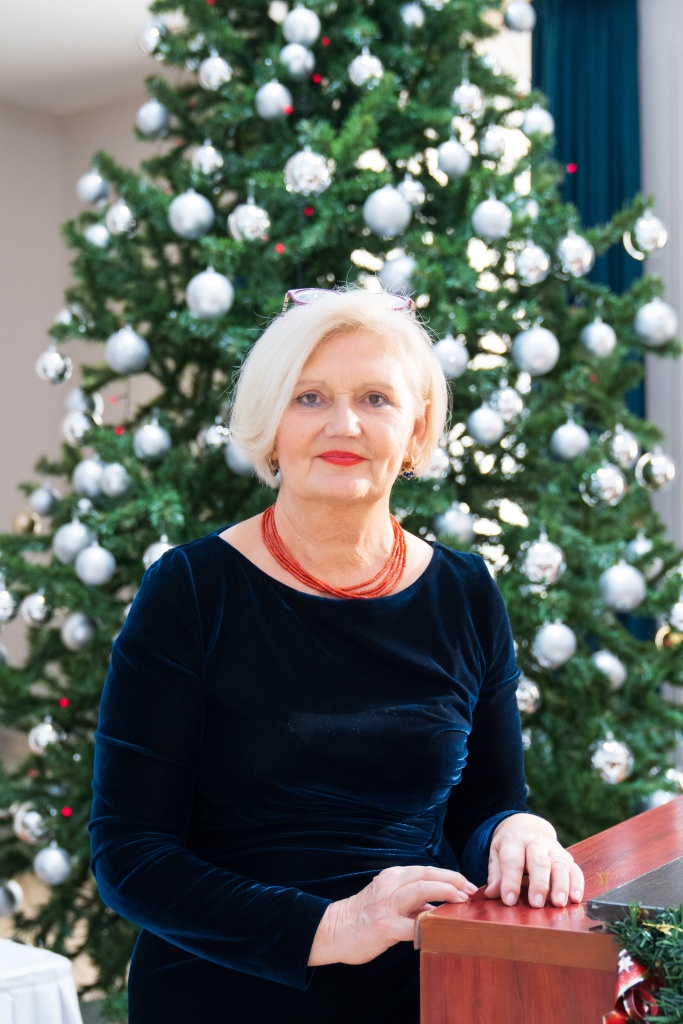 bozena Рождественский Благотворительный Базар