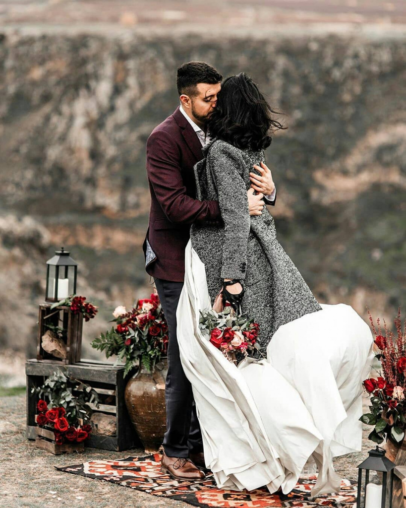 Colorful photo projects of couples and families from Georgia, Kazakhstan and Armenia