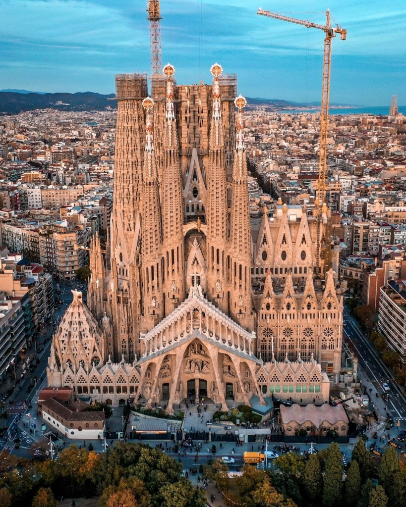 sagrada.jpg sagrada.jpg