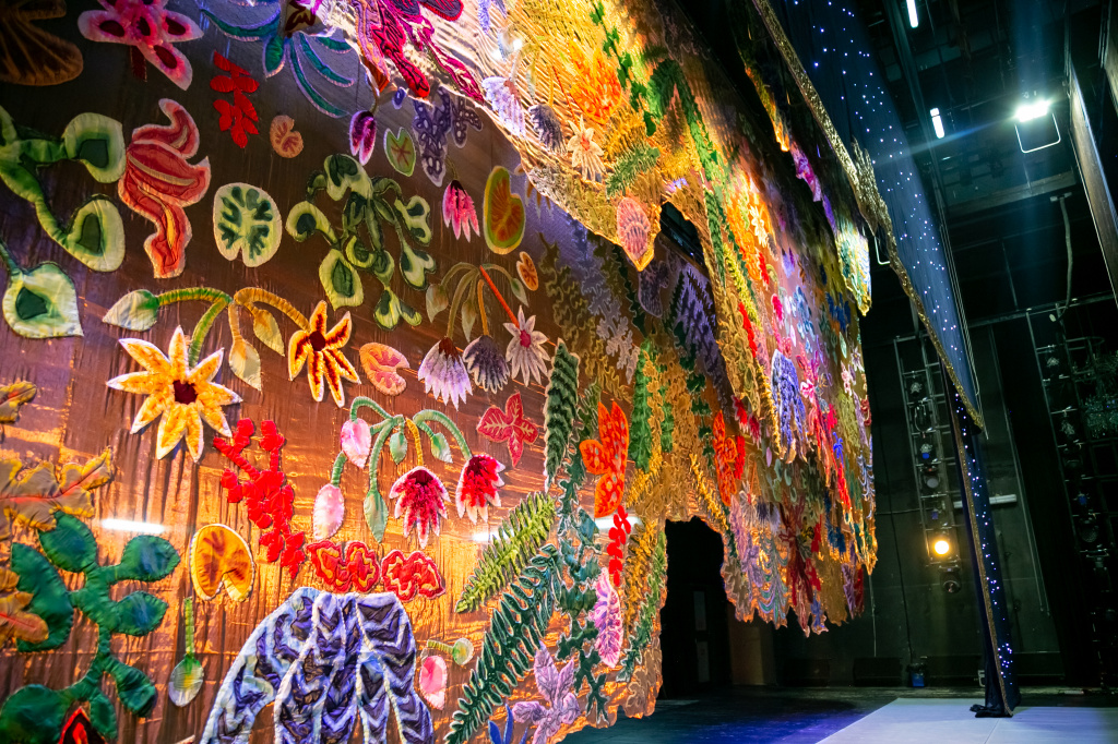 Мягкая декорация к балету Золушка.jpg Мягкая декорация к балету Золушка.jpg