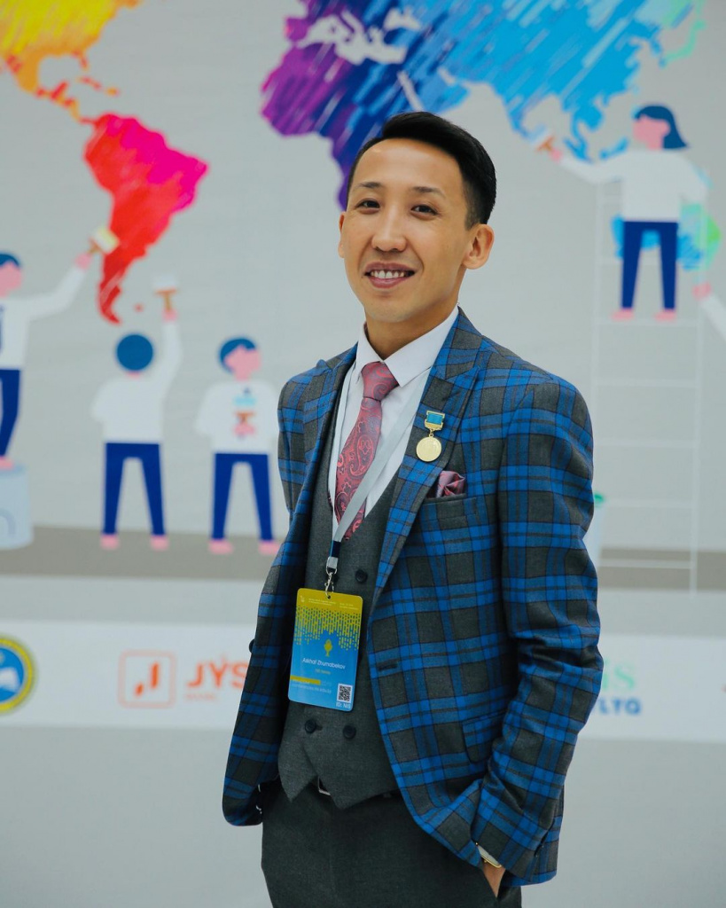 askhat_zhumabekov askhat_zhumabekov
