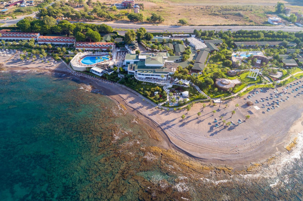 Flora Garden Beach Club.jpg Flora Garden Beach Club.jpg