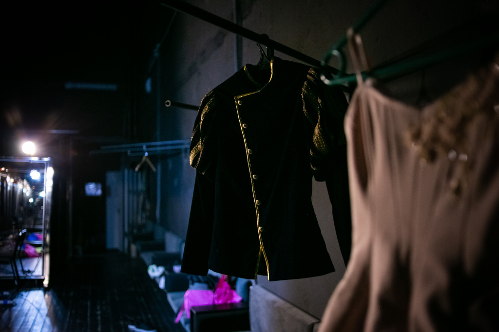 Костюм Принца и Золушки в первом акте.jpg Костюм Принца и Золушки в первом акте.jpg