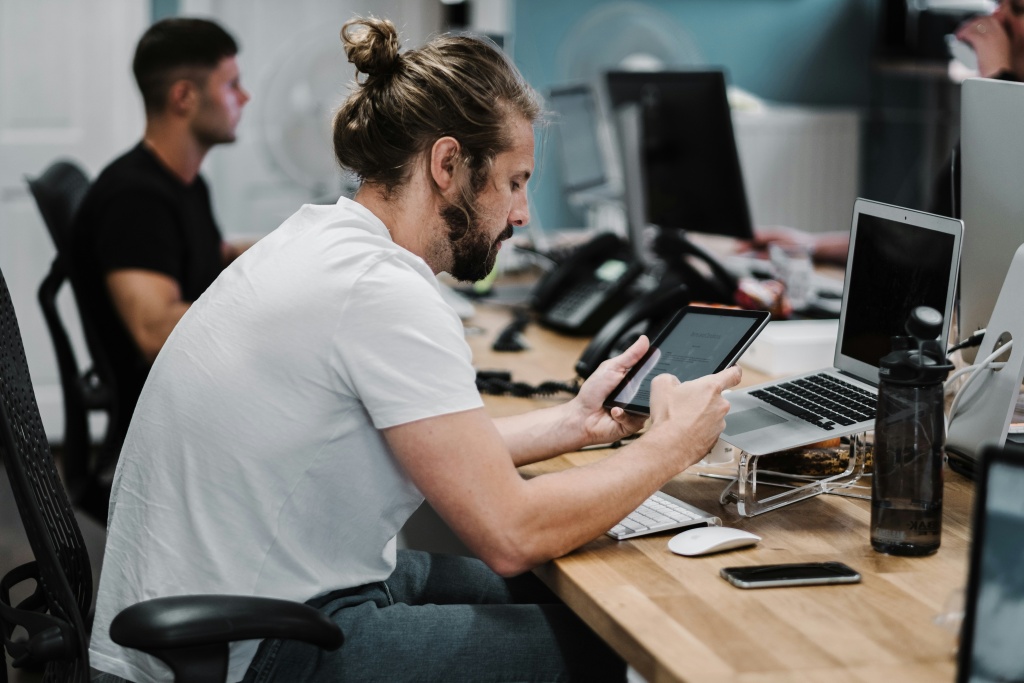 work ТОО или ИП лучше