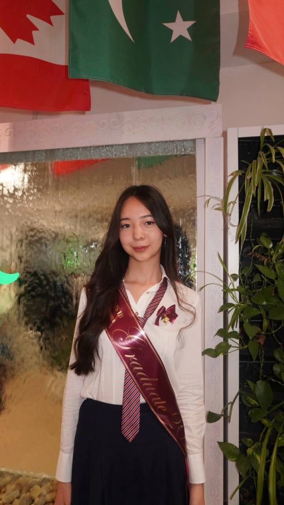Damira Madzhanova Дамира Маджанова