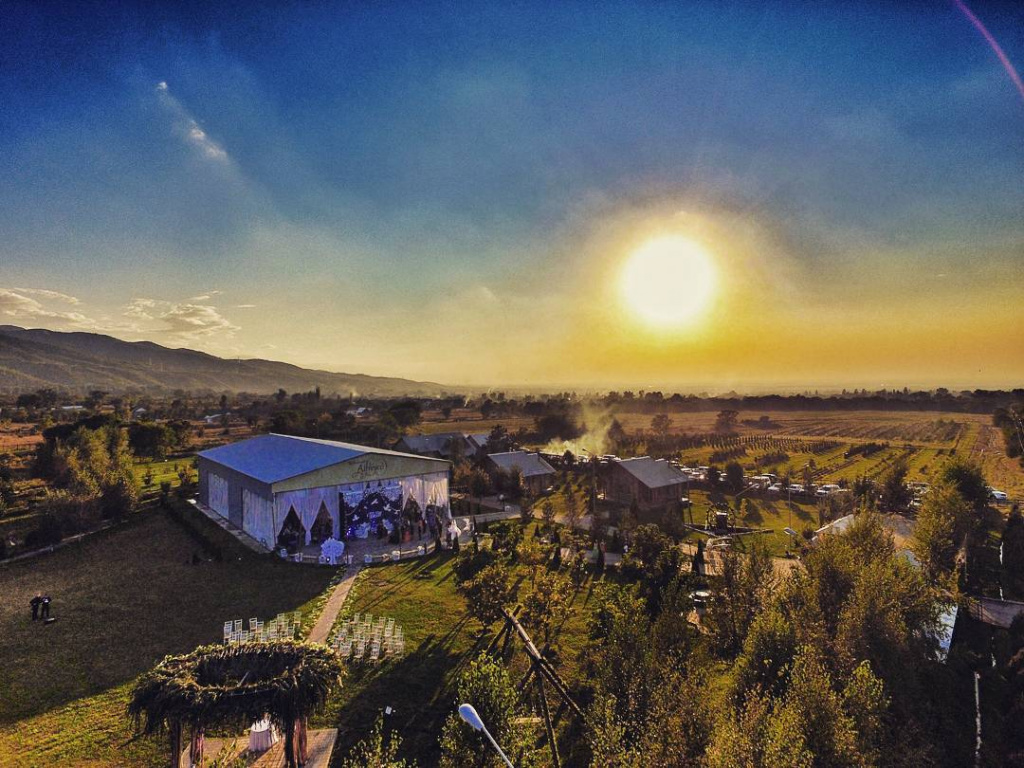 photo5862597026255055681.jpg photo5862597026255055681.jpg