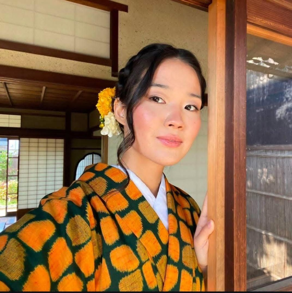 aiya Айя Есболатова