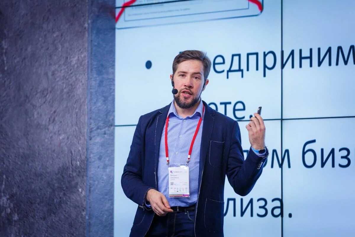 Mikhail Михаил Смолянов