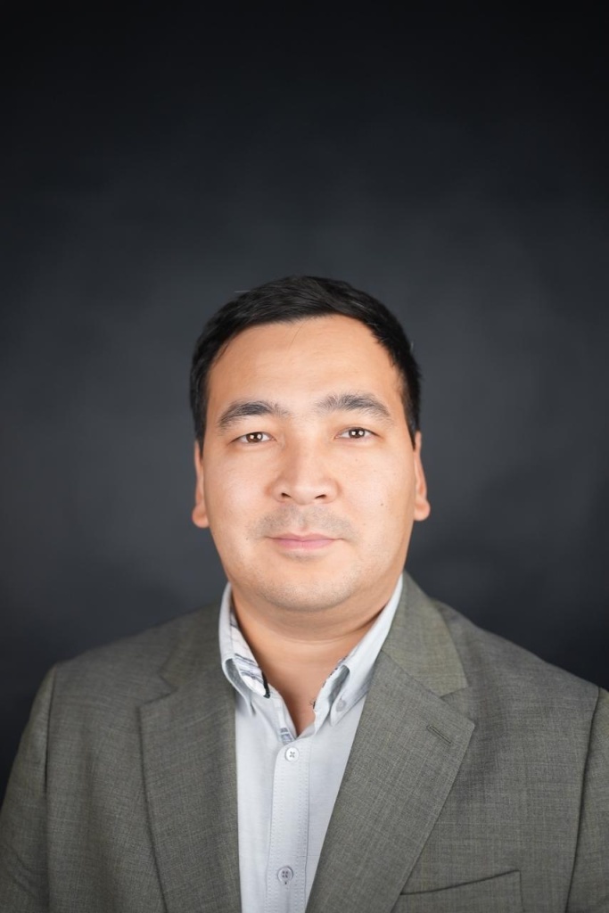 Oljas Yelyubayev Олжас Елюбаев