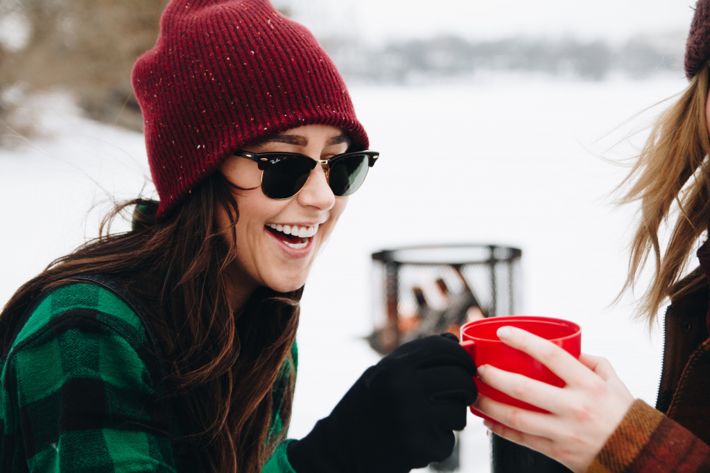winter taylor-friehl-OS1cMBYWyBY-unsplash.jpg