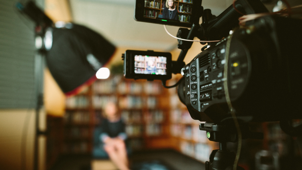 Video sam-mcghee-KieCLNzKoBo-unsplash (2).jpg
