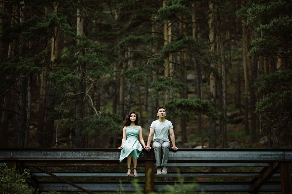 Colorful photo projects of couples and families from Georgia, Kazakhstan and Armenia