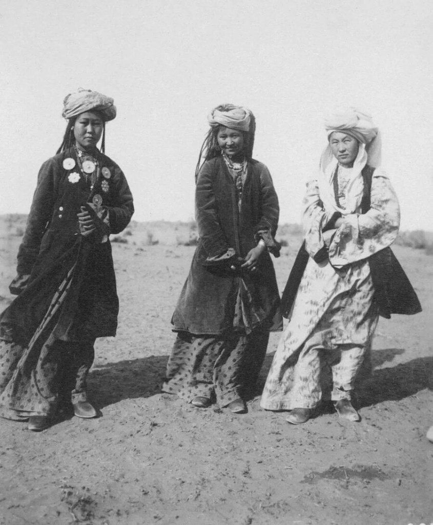 kazakhstan казахский костюм