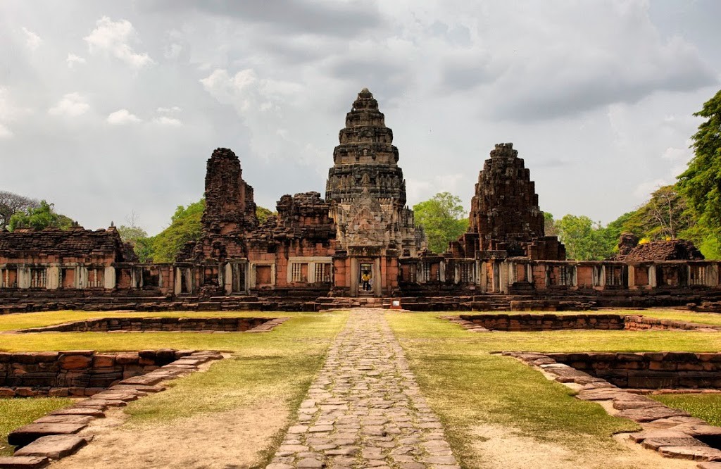 isanthailand.jpg isanthailand.jpg