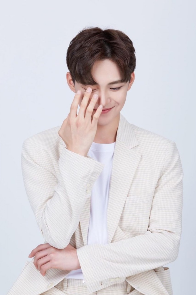 jun You 1.jpg jun You 1.jpg