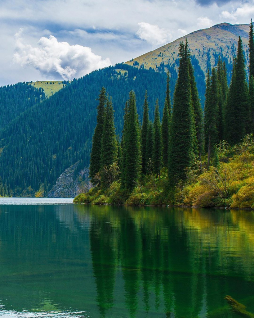 Kolsay Lake (2).jpg Kolsay Lake (2).jpg