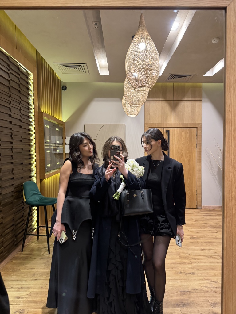 barhatlounge barhatlounge