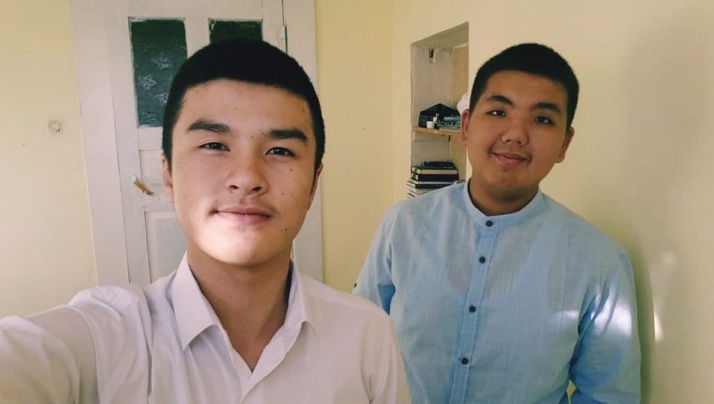 gmx92ro6mJc.jpg gmx92ro6mJc.jpg