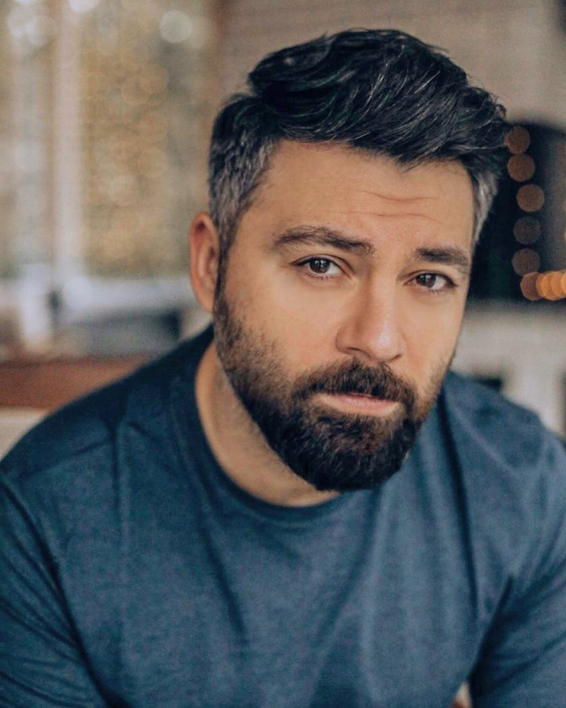 Алексей Чумаков.jpg Алексей Чумаков.jpg