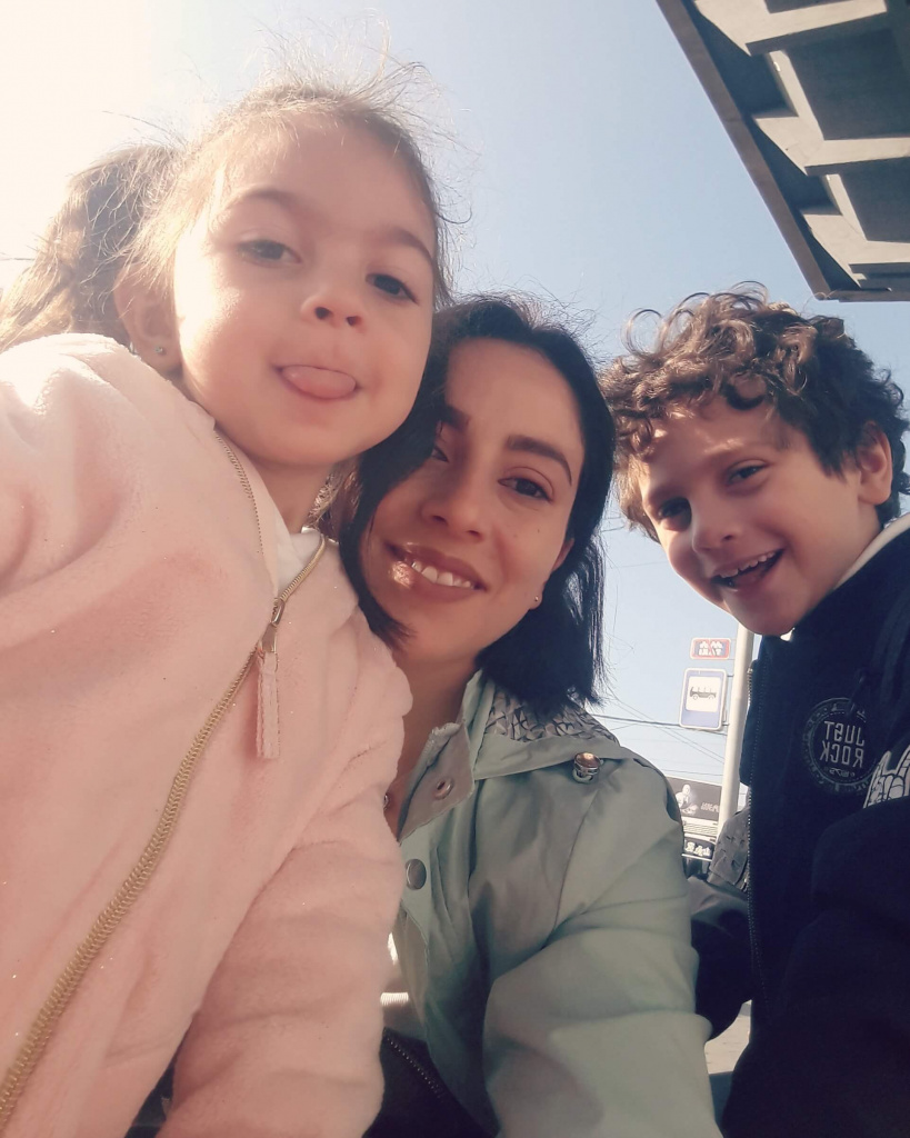 Liana (4).jpg Liana (4).jpg