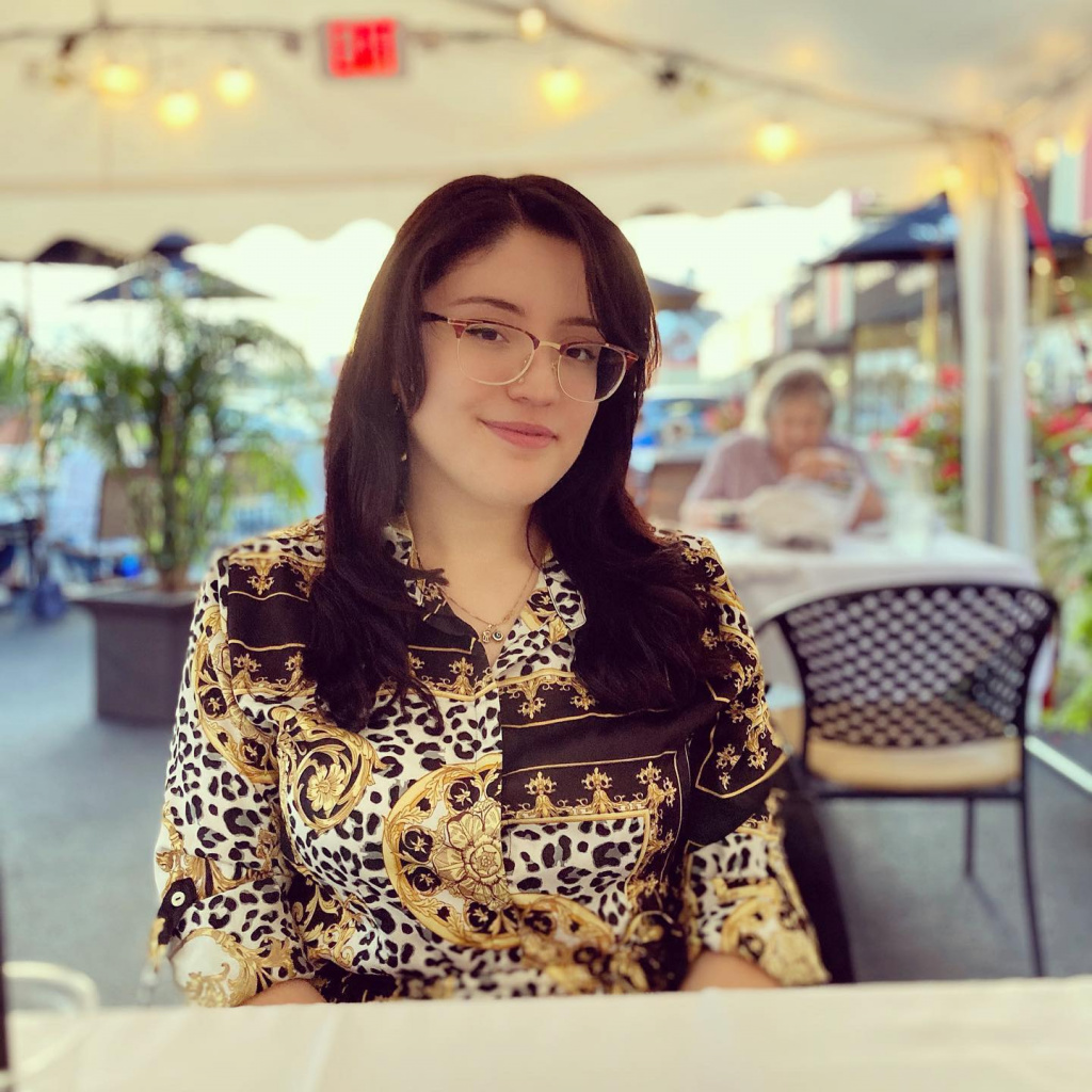 Elisa B Hernandez.jpg Elisa B Hernandez.jpg