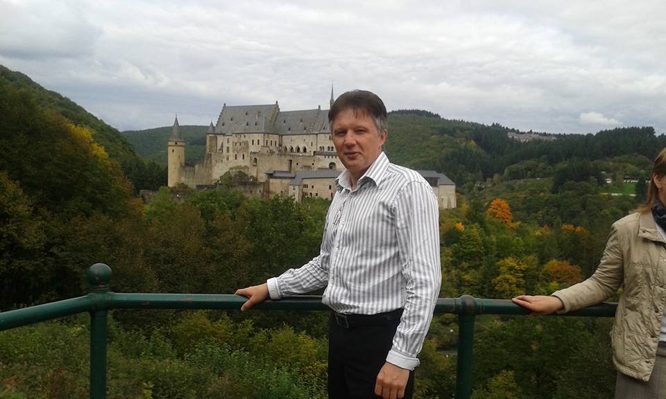 Errol Sisanovic 88968374f5f742c8a7d278bf9dd529f9.jpg