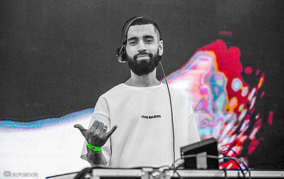 dj sam.jpg dj sam.jpg