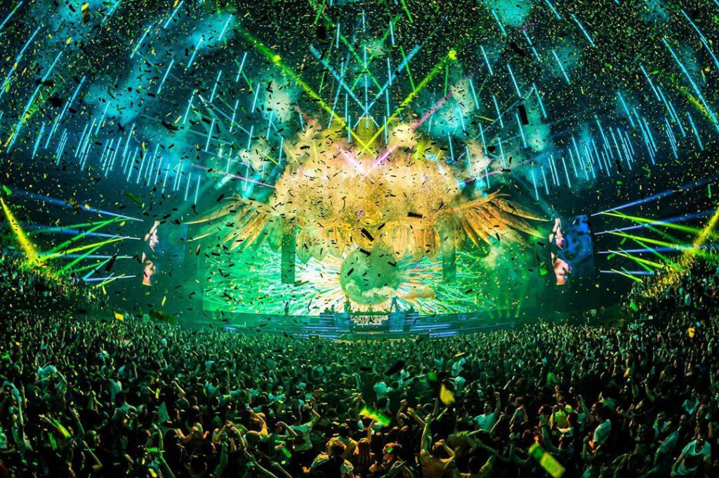 Tomorrowland.jpg Tomorrowland.jpg