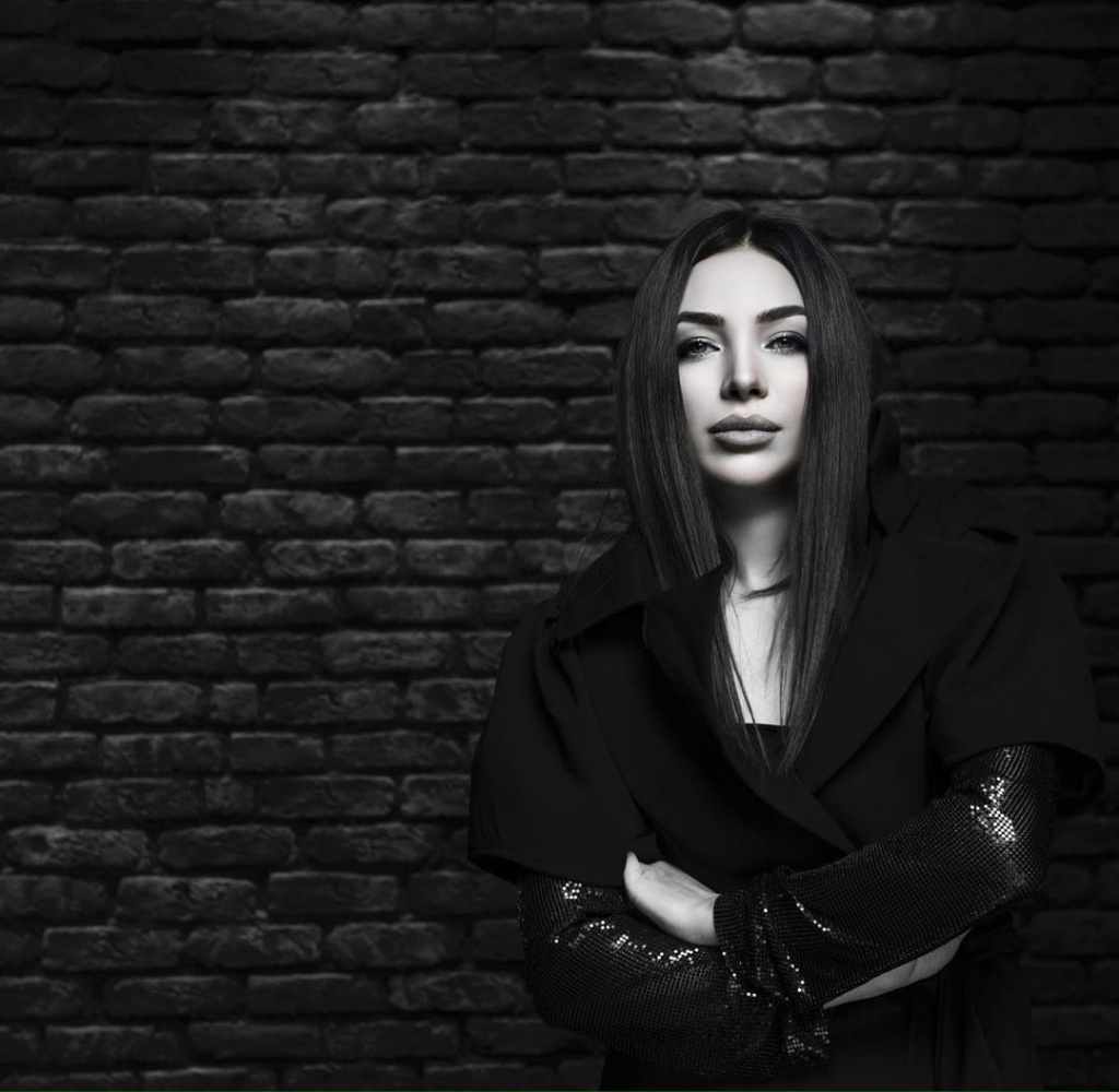 gaiamanoukian3.jpg gaiamanoukian3.jpg