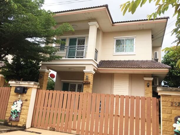 House in Mueang Khon Kaen.jpg House in Mueang Khon Kaen.jpg