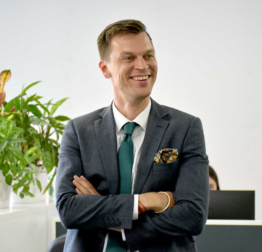 руководитель руководитель